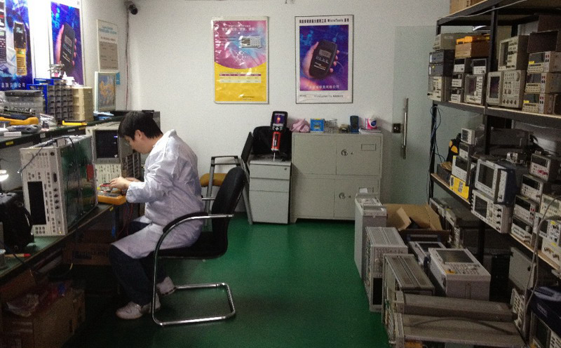 儀表工在修理儀表-http://www.huatongjz.com/tech/1228.html 儀表工在修理儀表-http://www.huatongjz.com/tech/1228.html