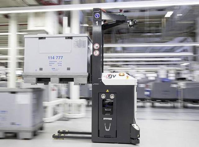 奧迪工廠自動化技術(shù)之叉車自動駕駛 奧迪工廠自動化技術(shù)之叉車自動駕駛