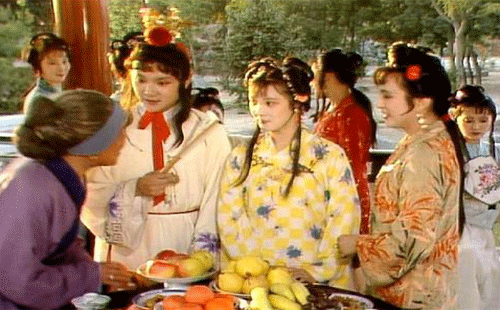 紅樓夢(mèng)中劉姥姥進(jìn)大觀園 紅樓夢(mèng)中劉姥姥進(jìn)大觀園