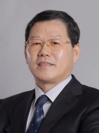中國儀器儀表行業(yè)協(xié)會(huì)副理事長徐建平教授 中國儀器儀表行業(yè)協(xié)會(huì)副理事長徐建平教授